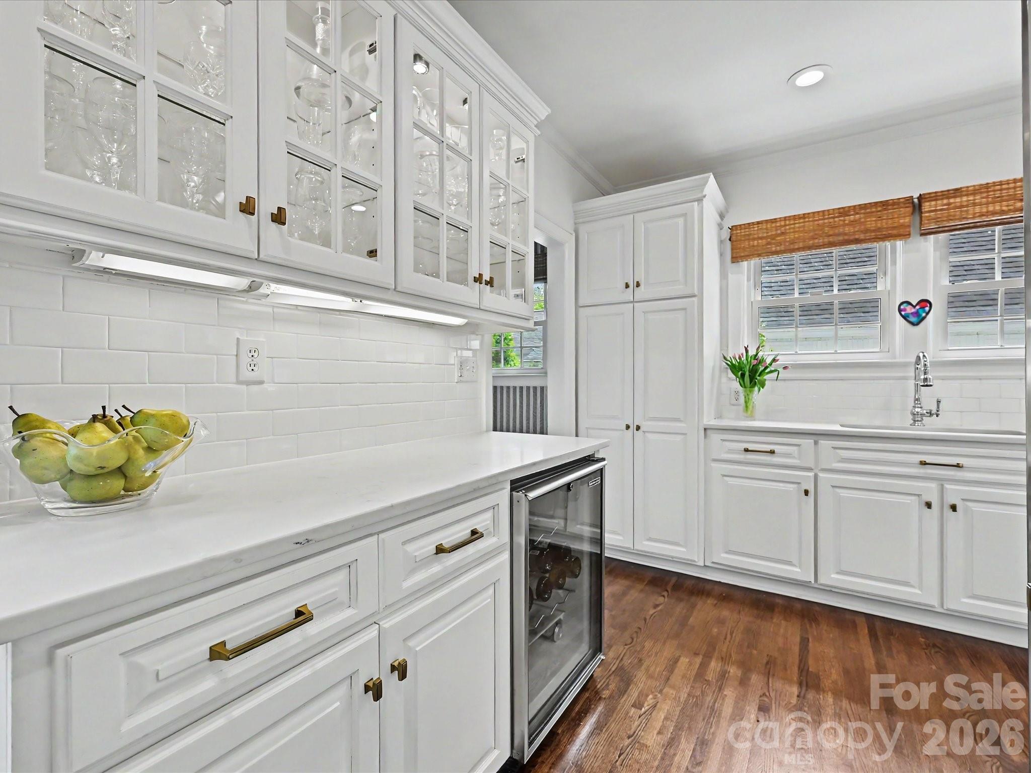 2001 Beverly Drive Charlotte NC 28207