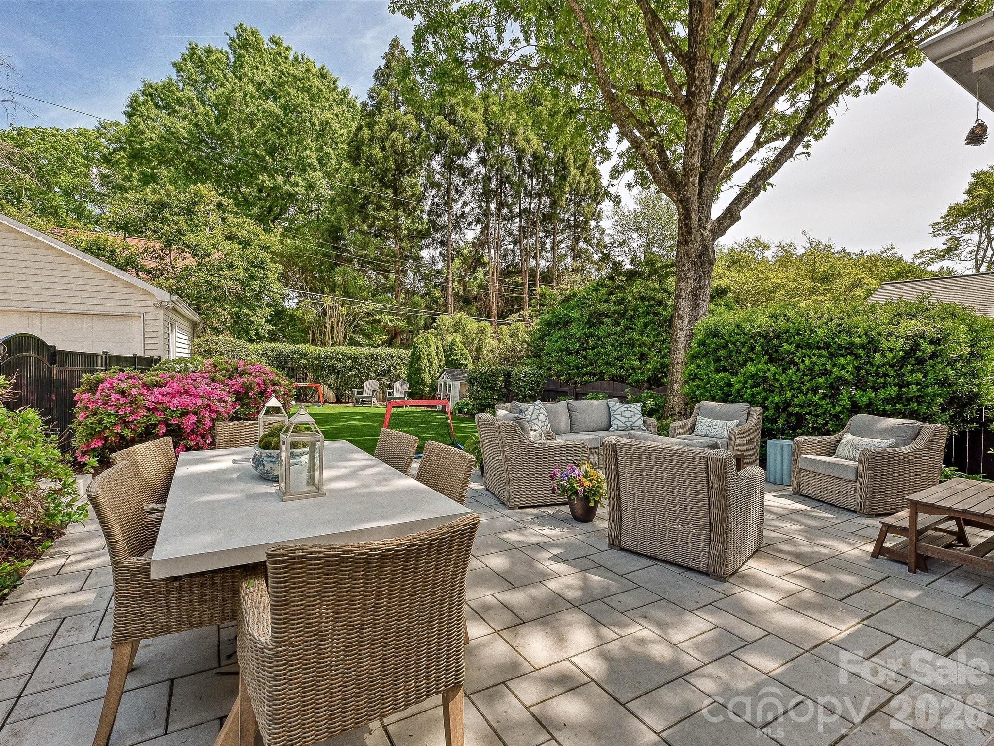 2001 Beverly Drive Charlotte NC 28207