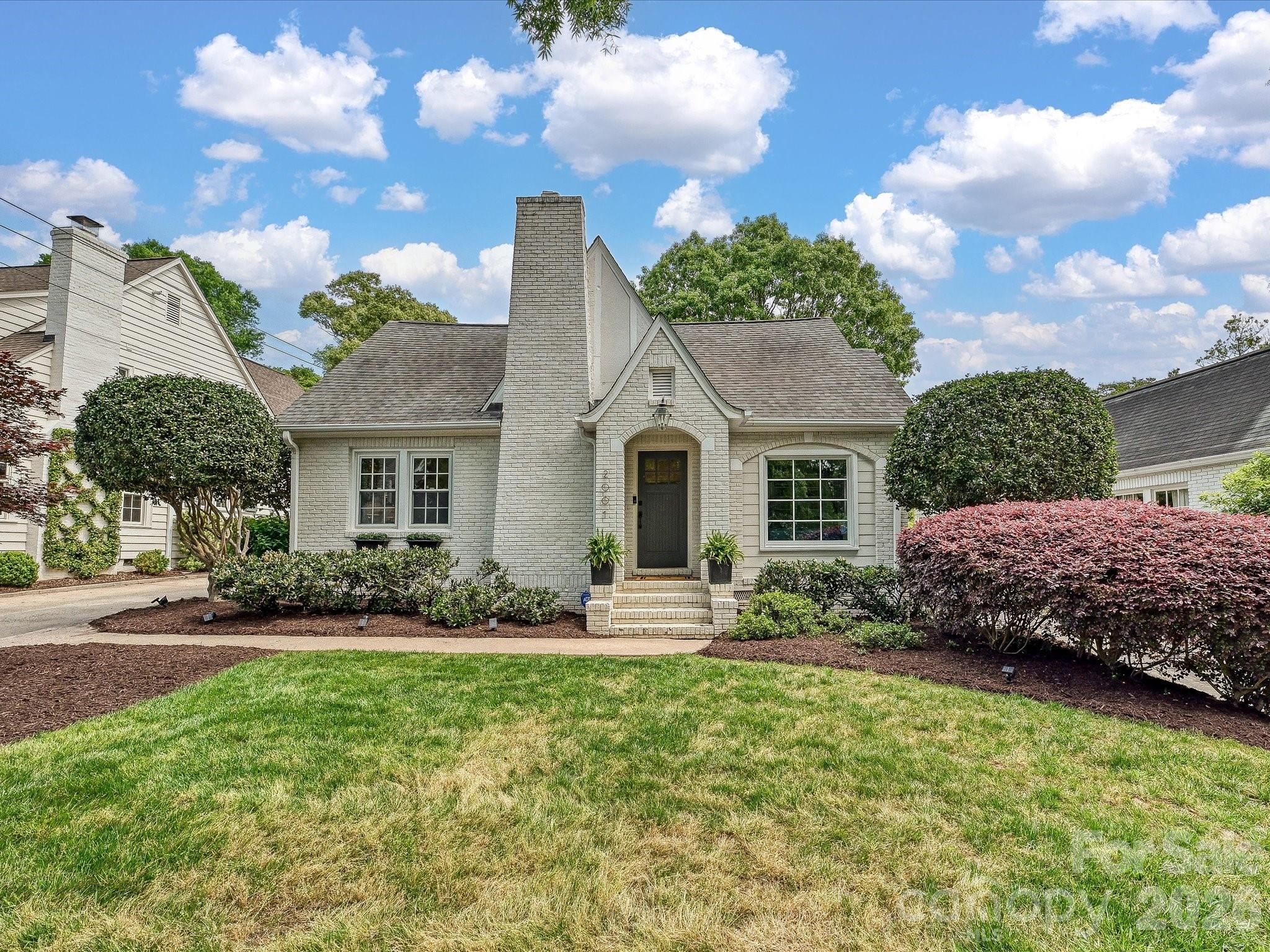 2001 Beverly Drive Charlotte NC 28207