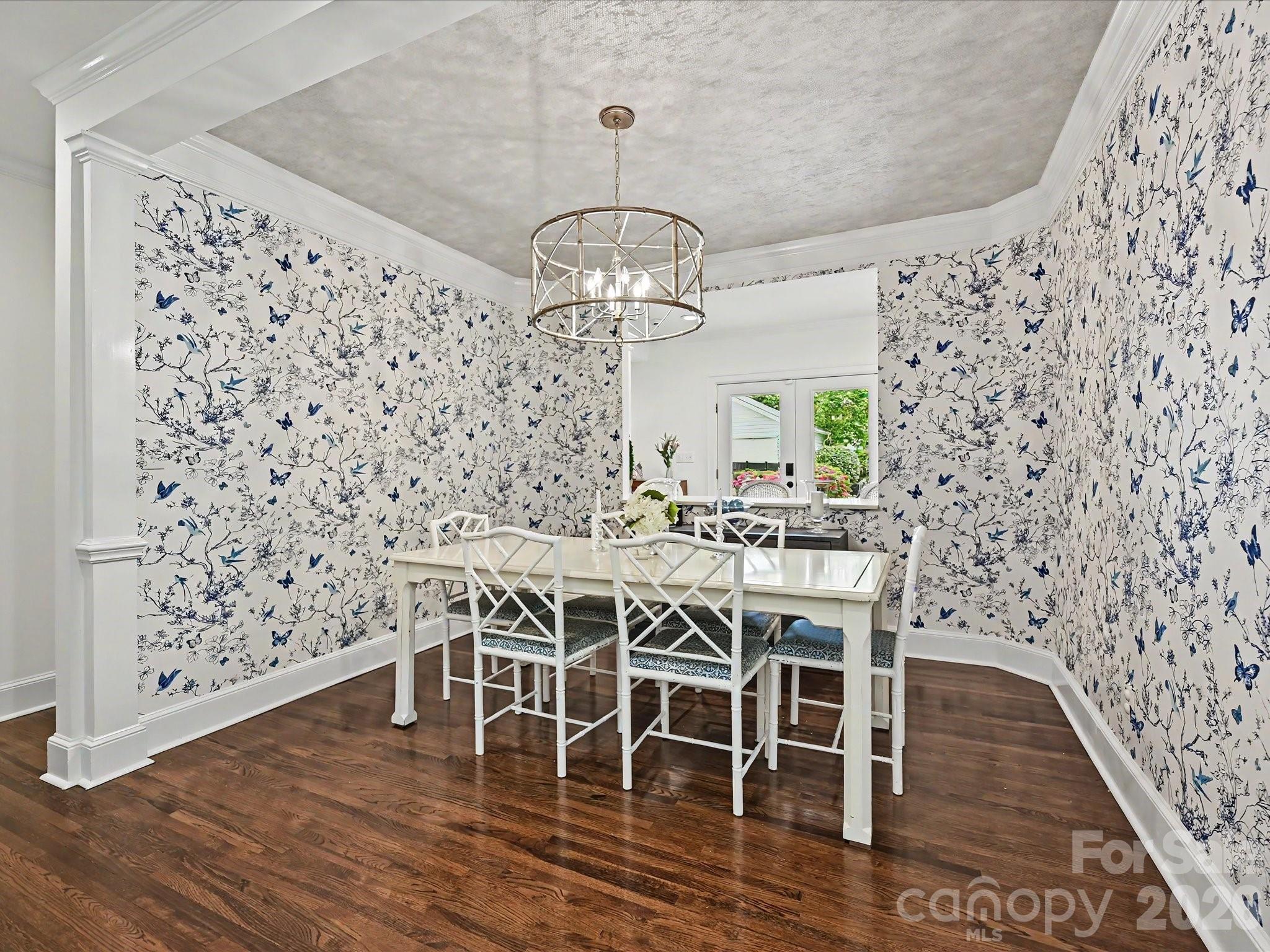 2001 Beverly Drive Charlotte NC 28207
