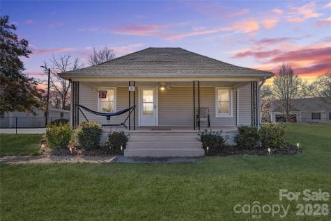 21 Ben Owenby Road Fairview NC 28730