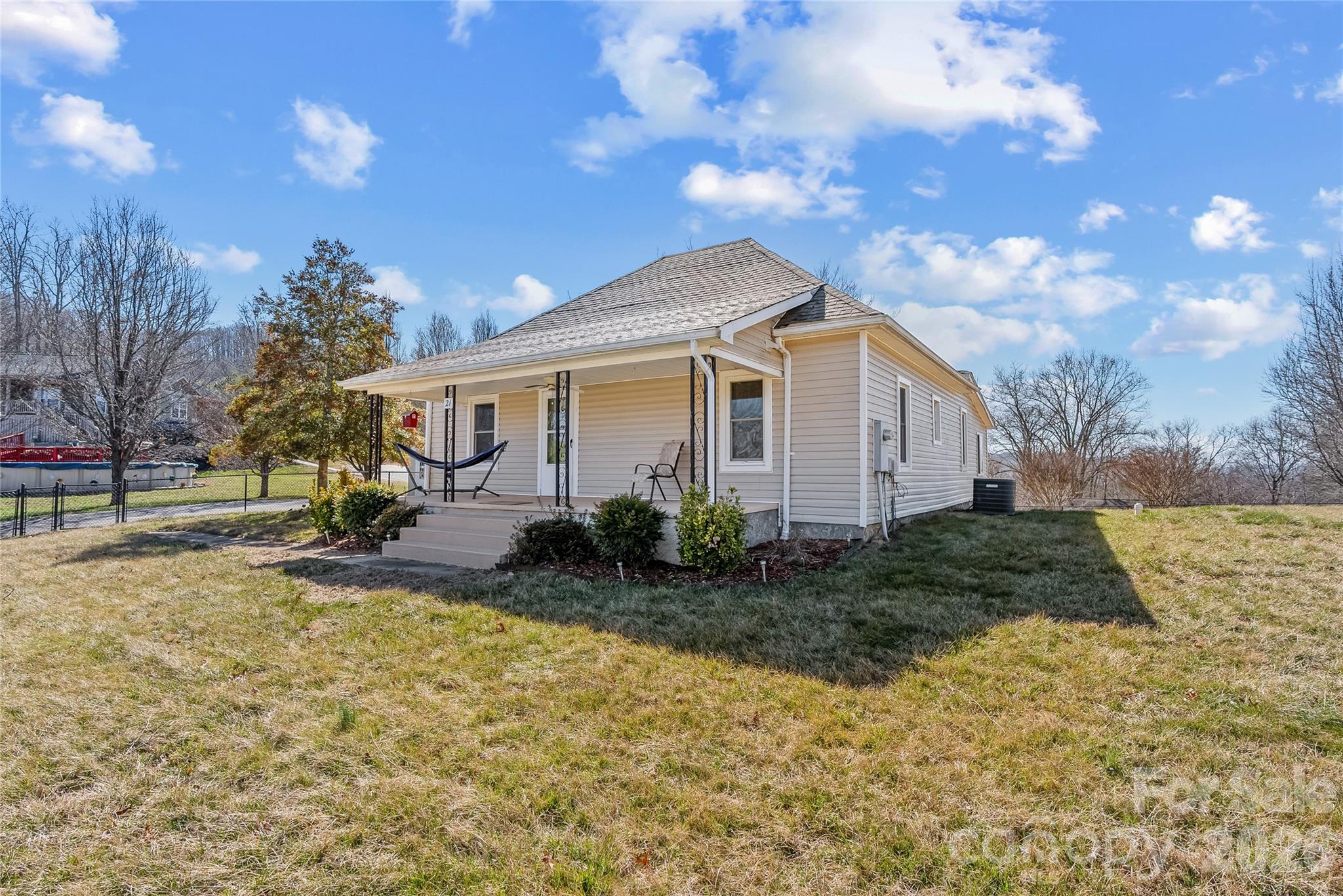 21 Ben Owenby Road Fairview NC 28730