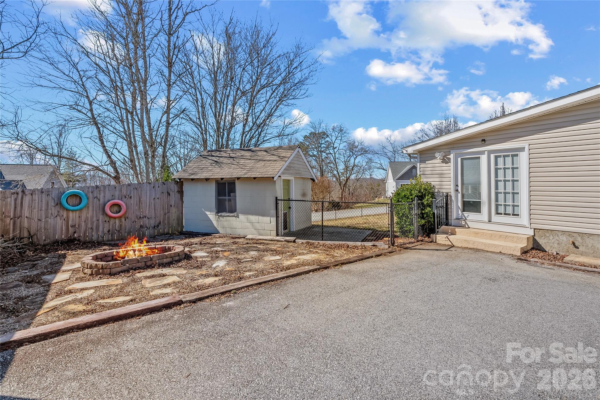 21 Ben Owenby Road Fairview NC 28730