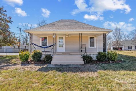 21 Ben Owenby Road Fairview NC 28730
