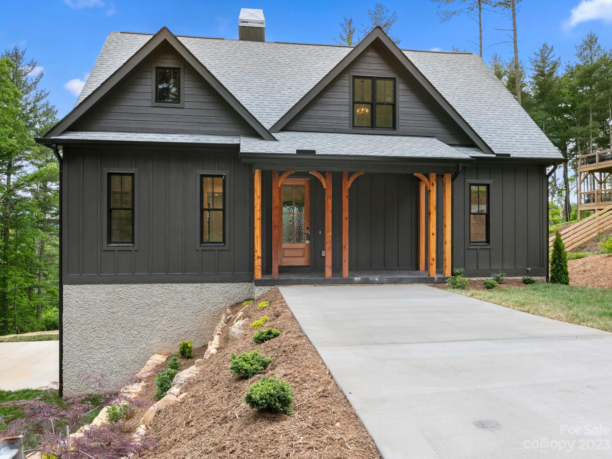 10 Reta Road Fairview NC 28730