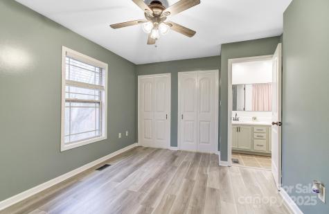 15 Lees Creek Road Asheville NC 28806