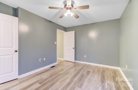 15 Lees Creek Road Asheville NC 28806