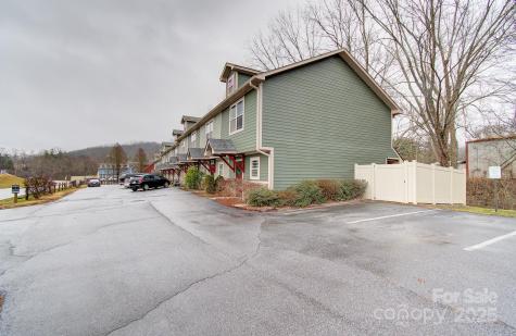 15 Lees Creek Road Asheville NC 28806