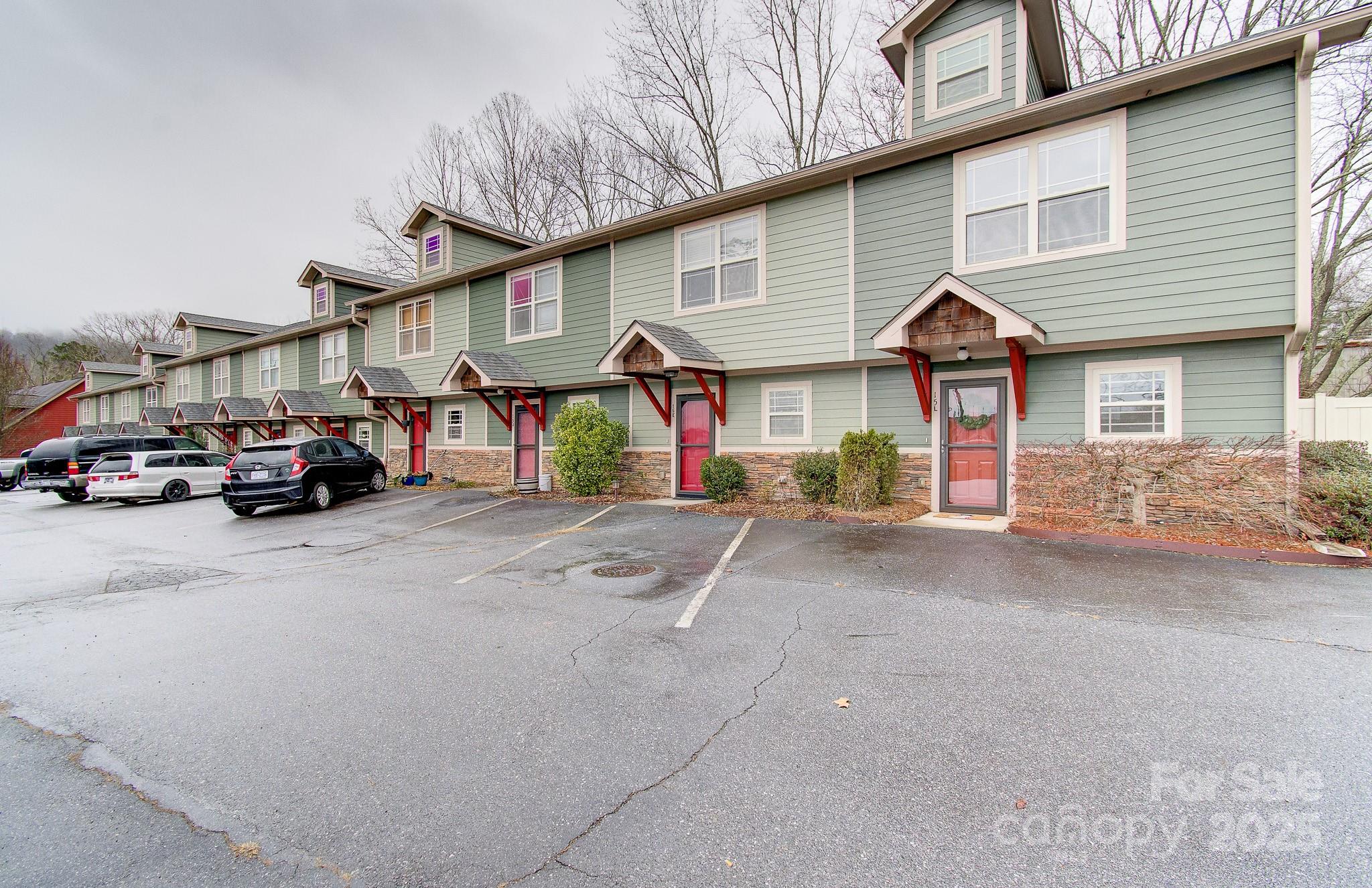 15 Lees Creek Road Asheville NC 28806