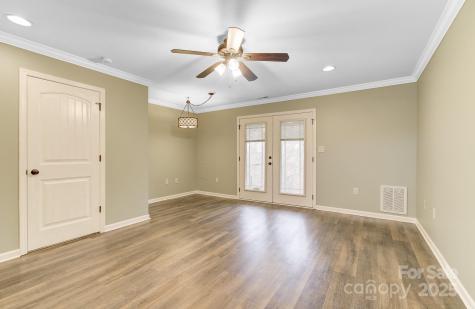 15 Lees Creek Road Asheville NC 28806