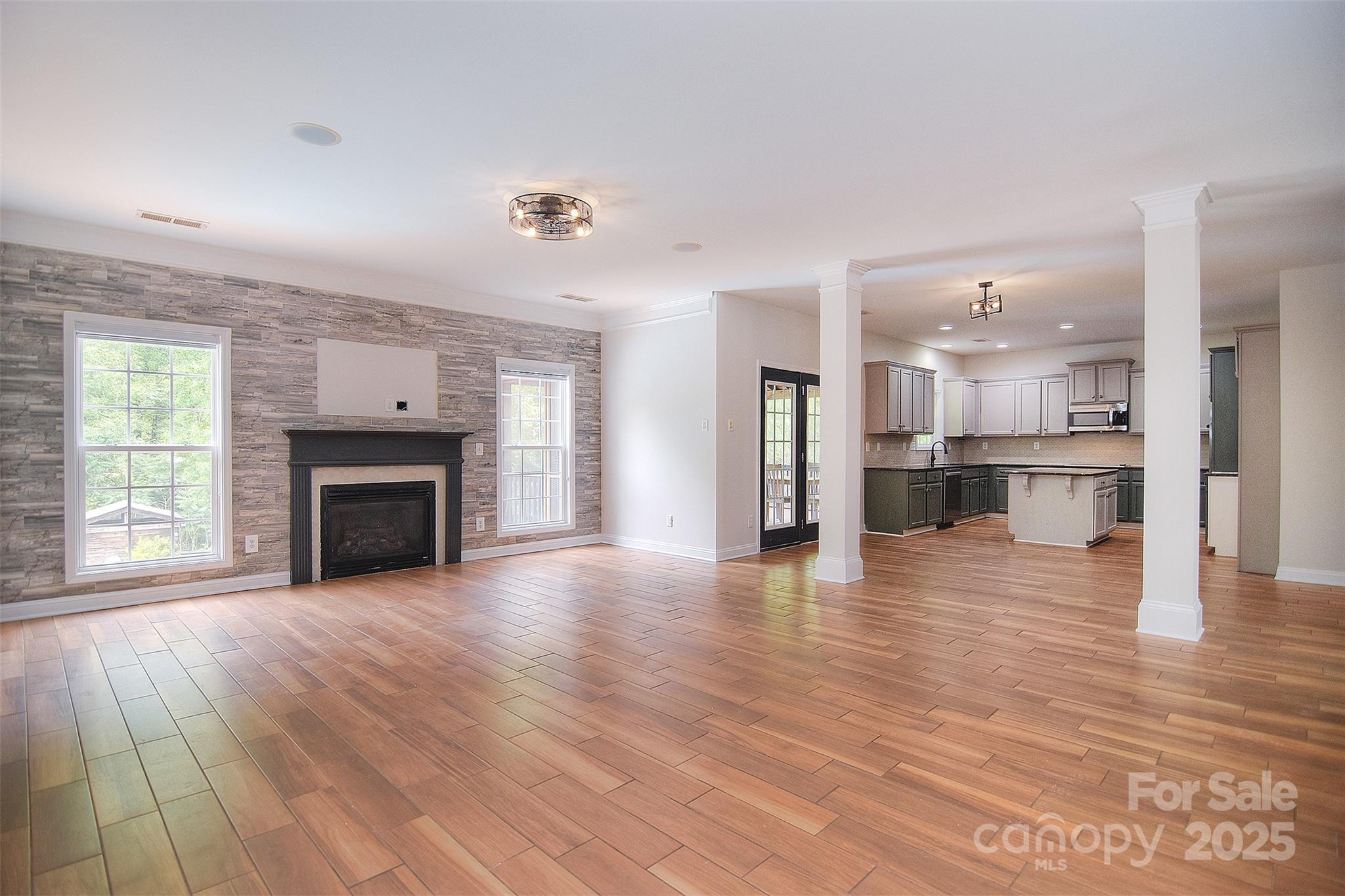 1811 Robbins Meadows Drive Waxhaw NC 28173