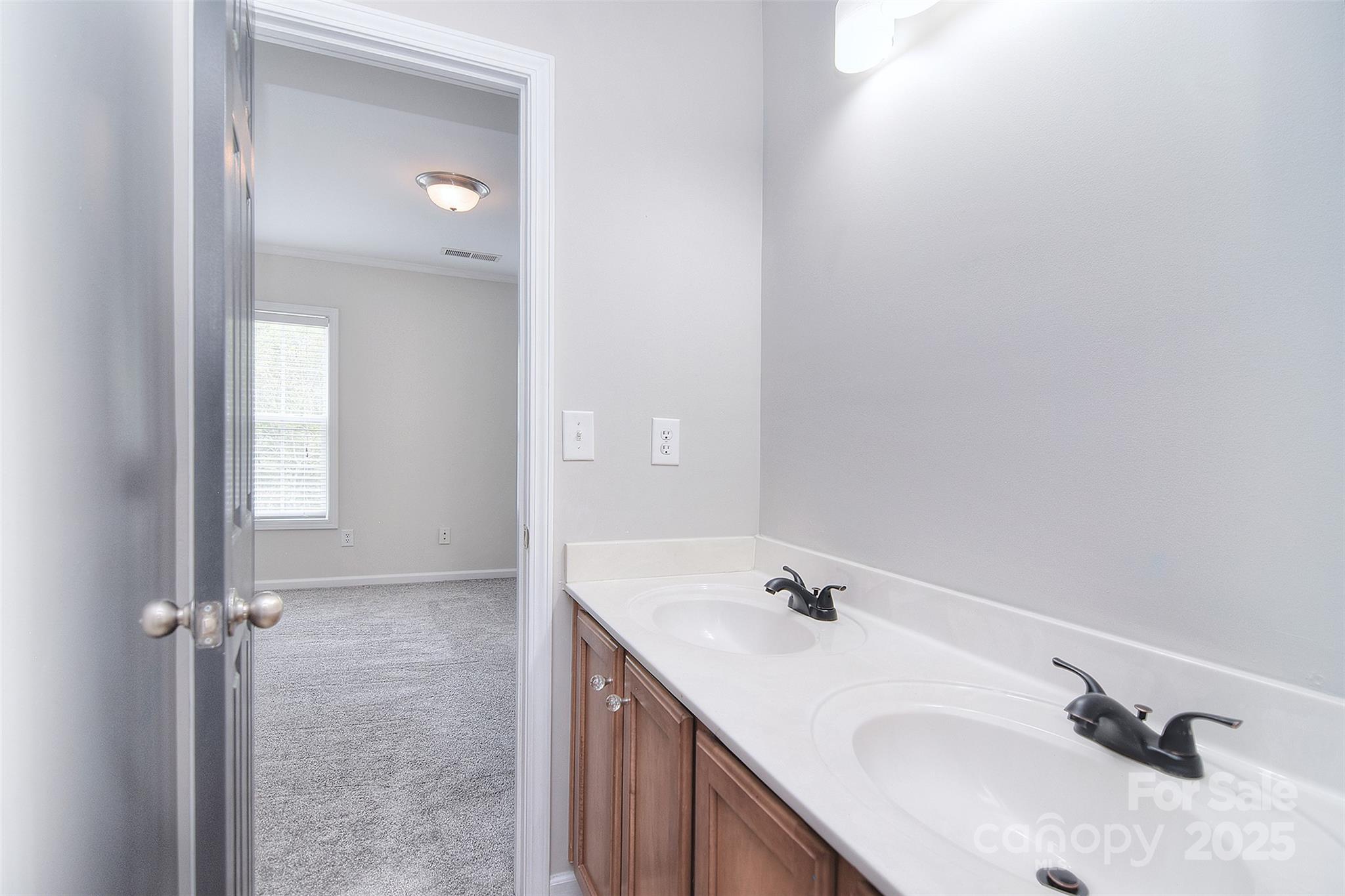 1811 Robbins Meadows Drive Waxhaw NC 28173