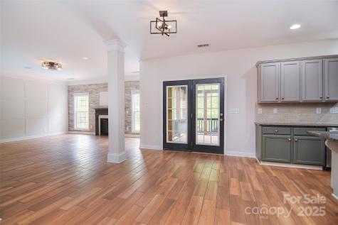 1811 Robbins Meadows Drive Waxhaw NC 28173