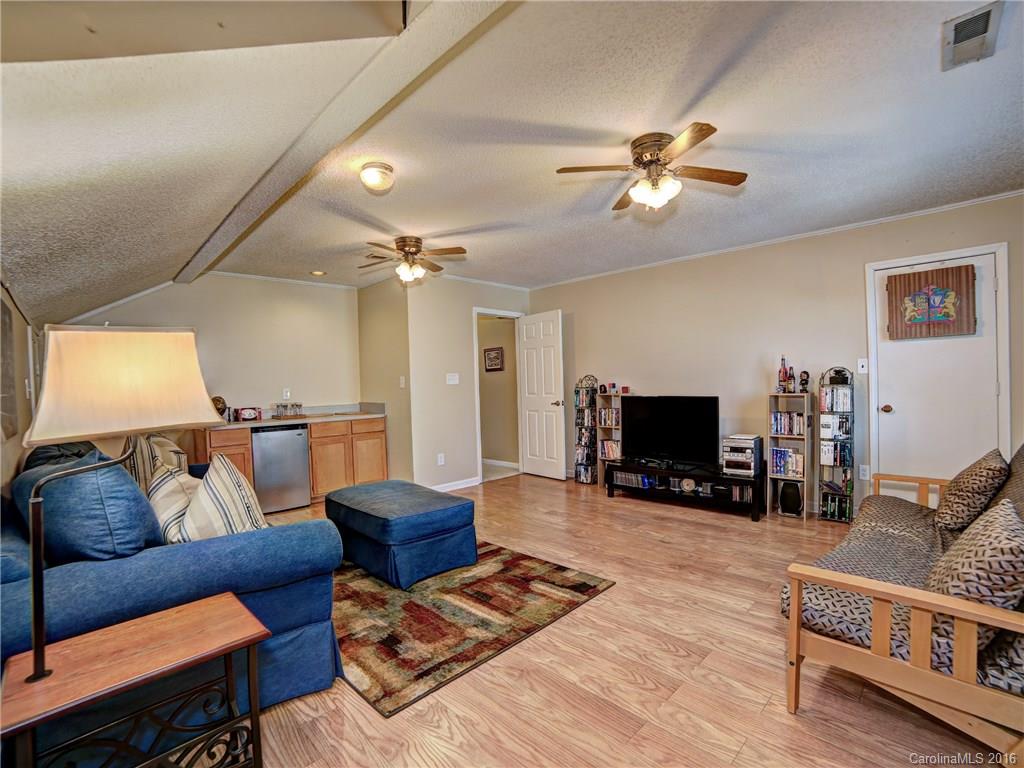 9112 Stoney Corner Lane Charlotte NC 28210