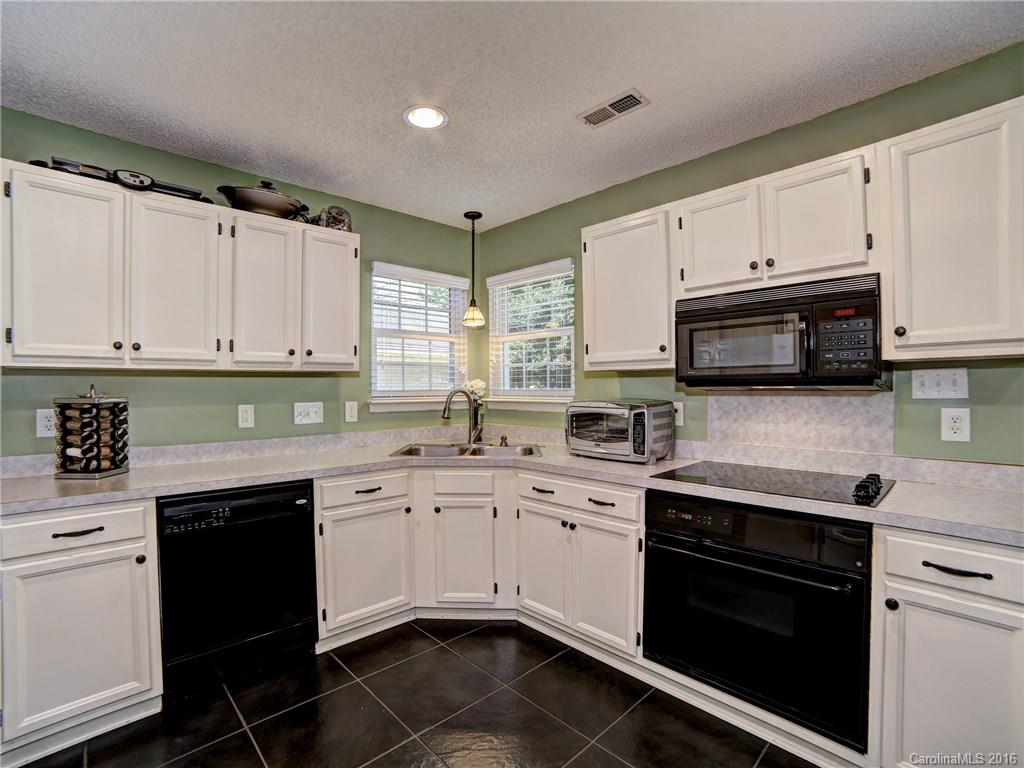 9112 Stoney Corner Lane Charlotte NC 28210