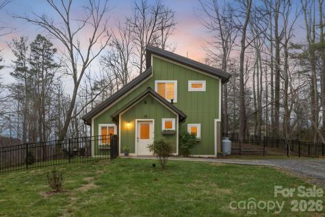 14 Sunny Hollow Lane Fairview NC 28730