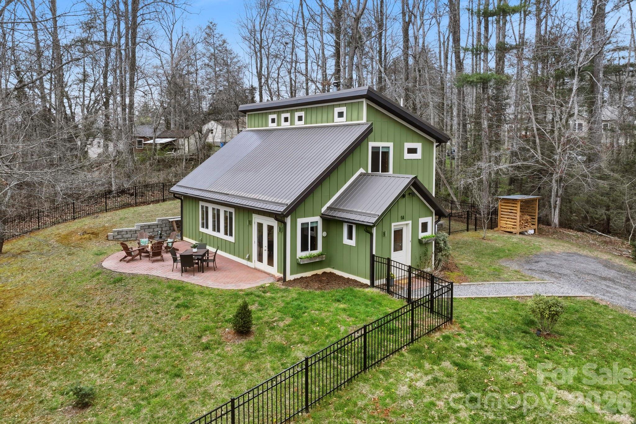 14 Sunny Hollow Lane Fairview NC 28730