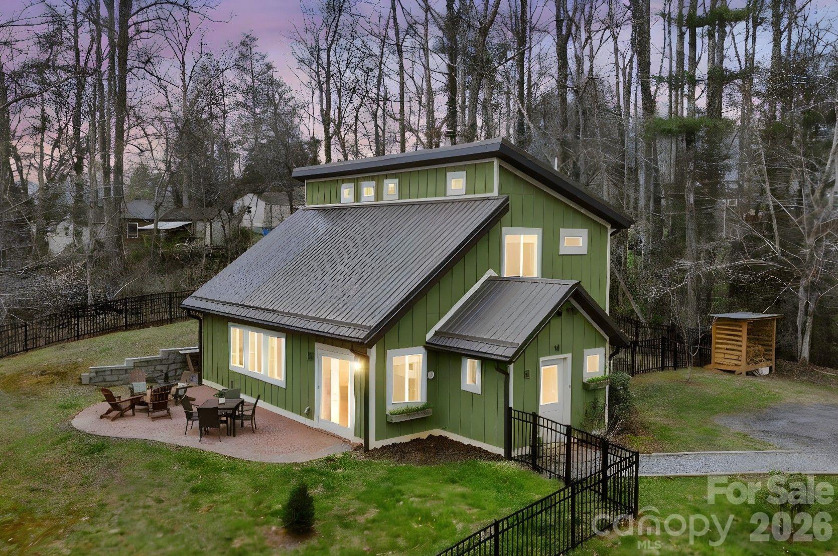 14 Sunny Hollow Lane Fairview NC 28730