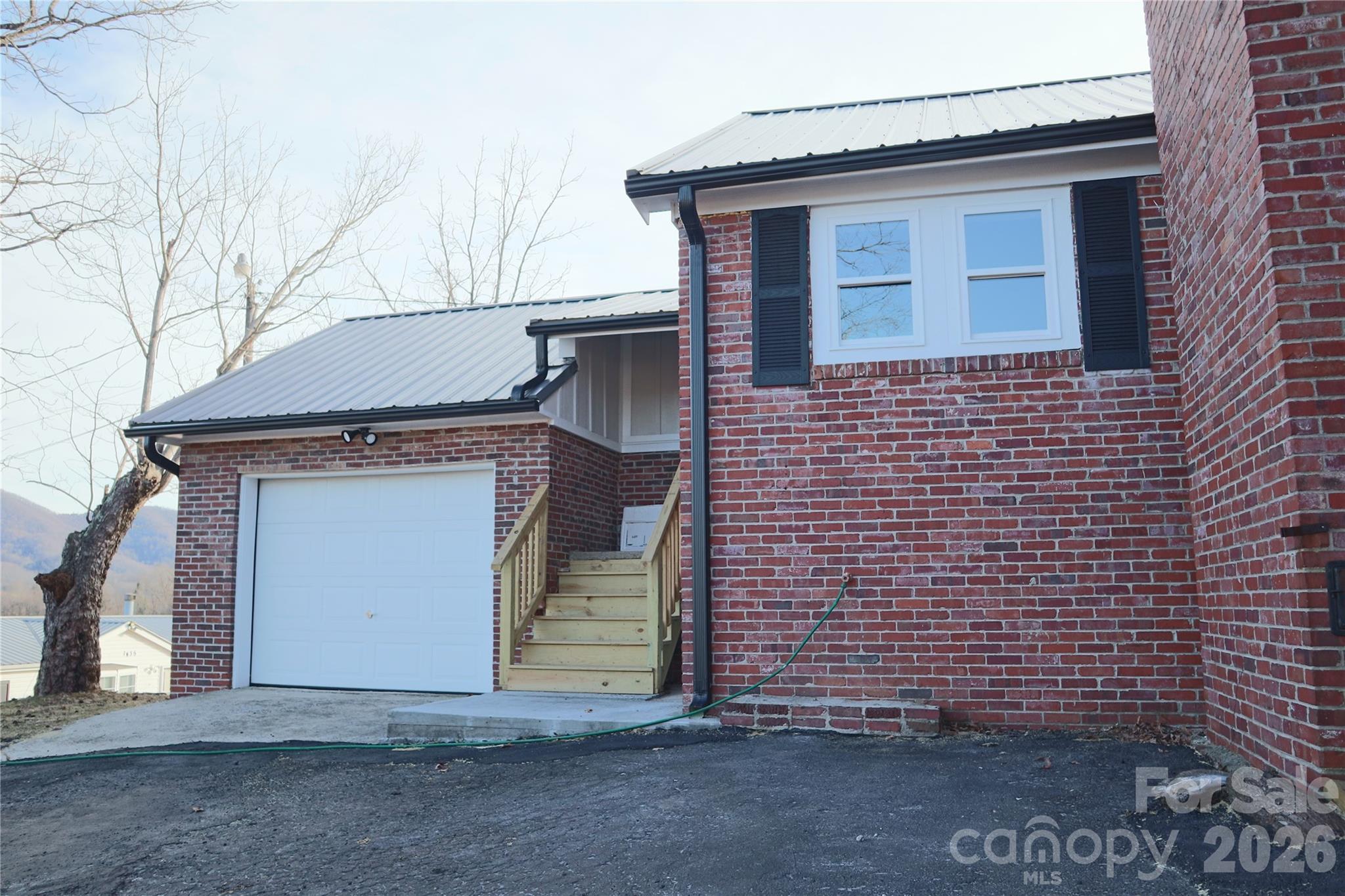 1397 Dutch Cove Road Canton NC 28716