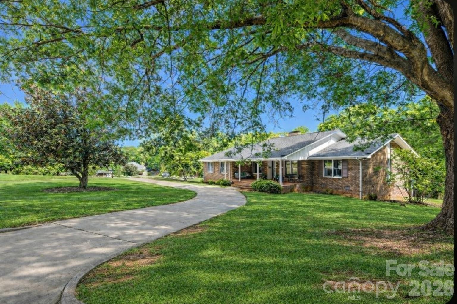 1709 Lakeview Drive Monroe NC 28112