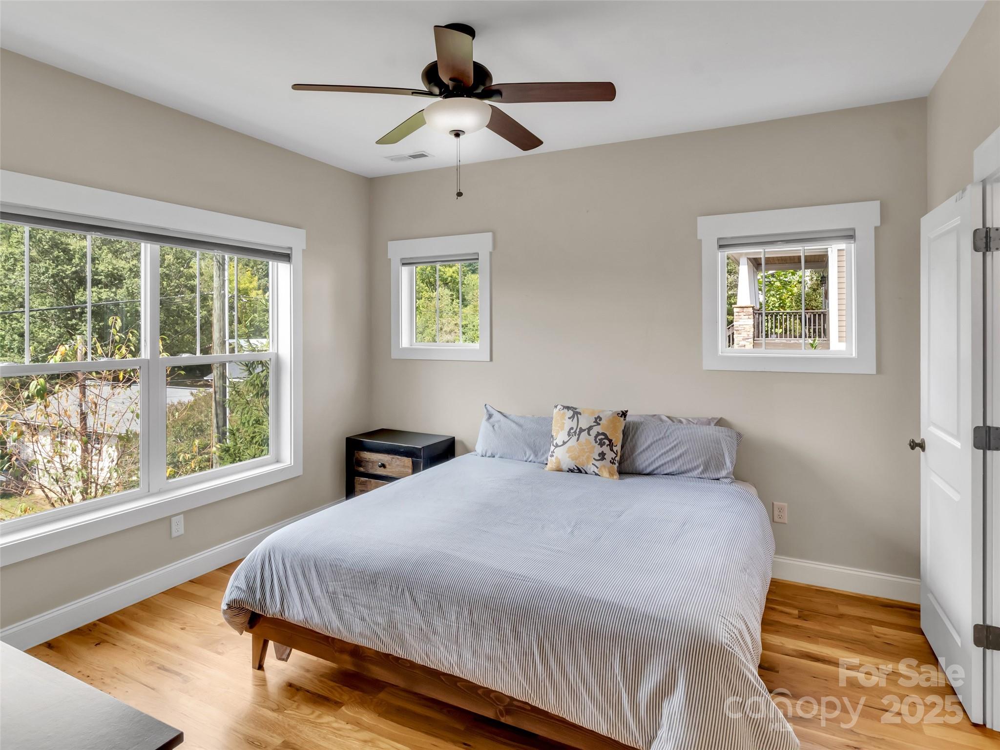 17 Elkmont Terrace Asheville NC 28804