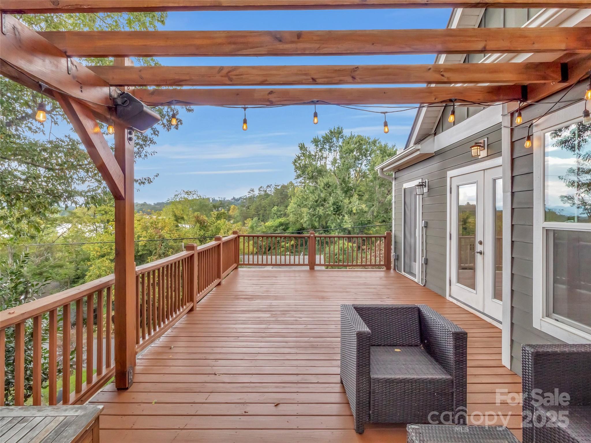 17 Elkmont Terrace Asheville NC 28804