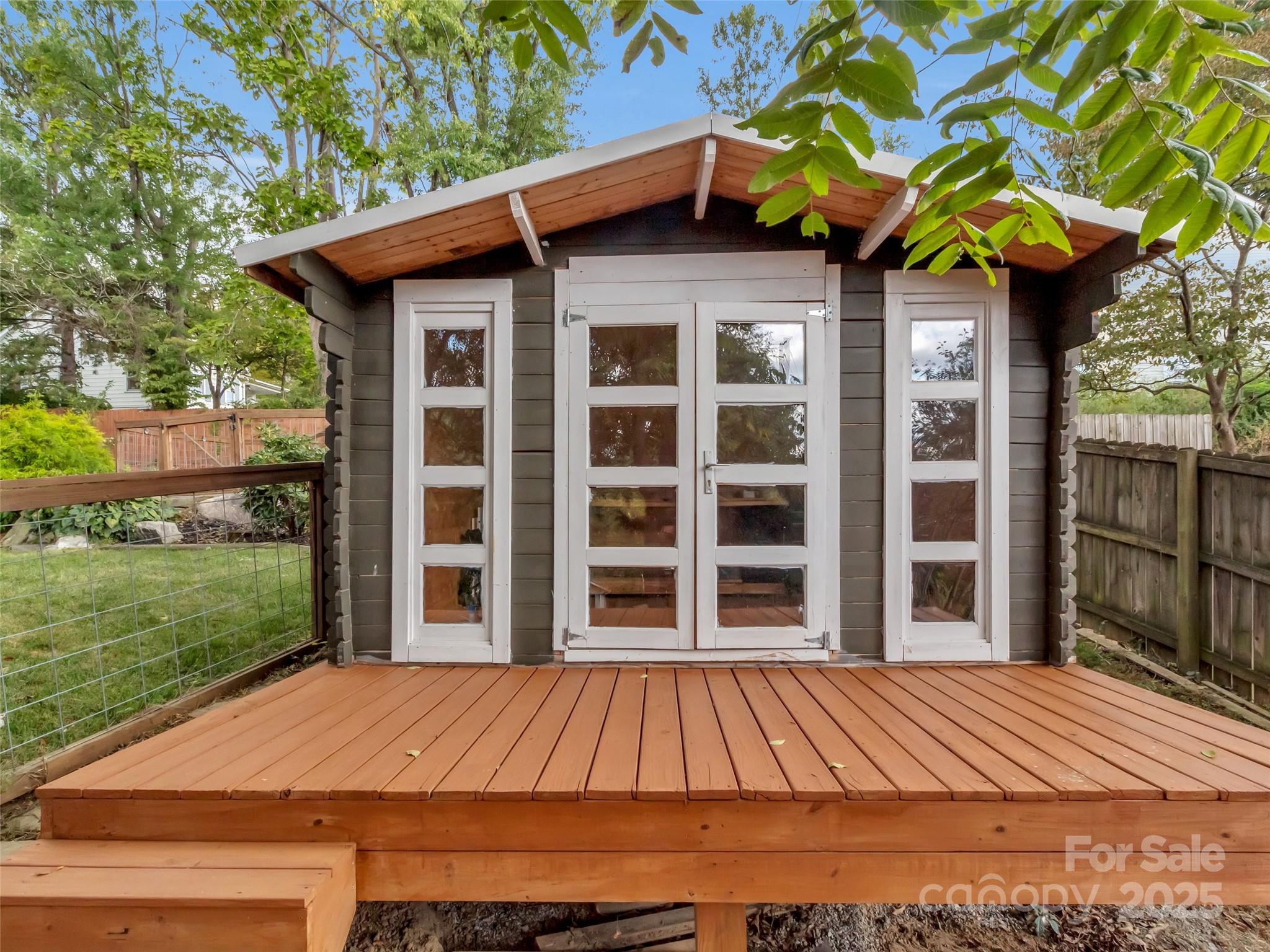 17 Elkmont Terrace Asheville NC 28804