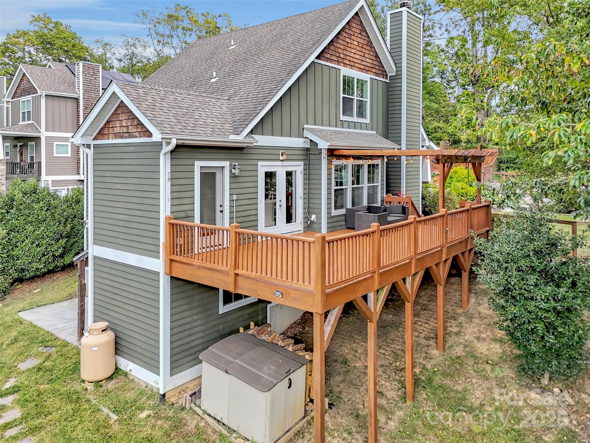 17 Elkmont Terrace Asheville NC 28804