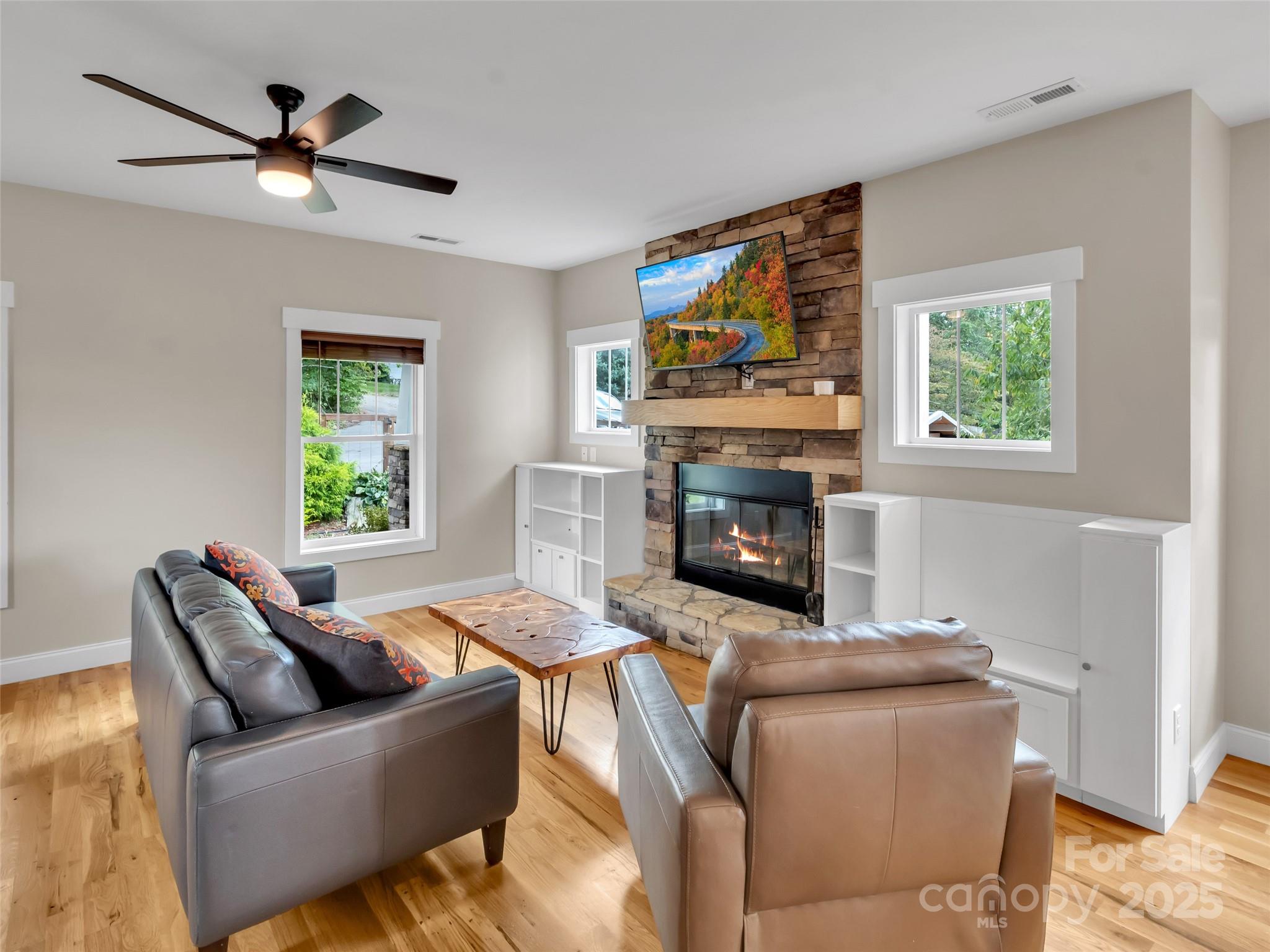 17 Elkmont Terrace Asheville NC 28804