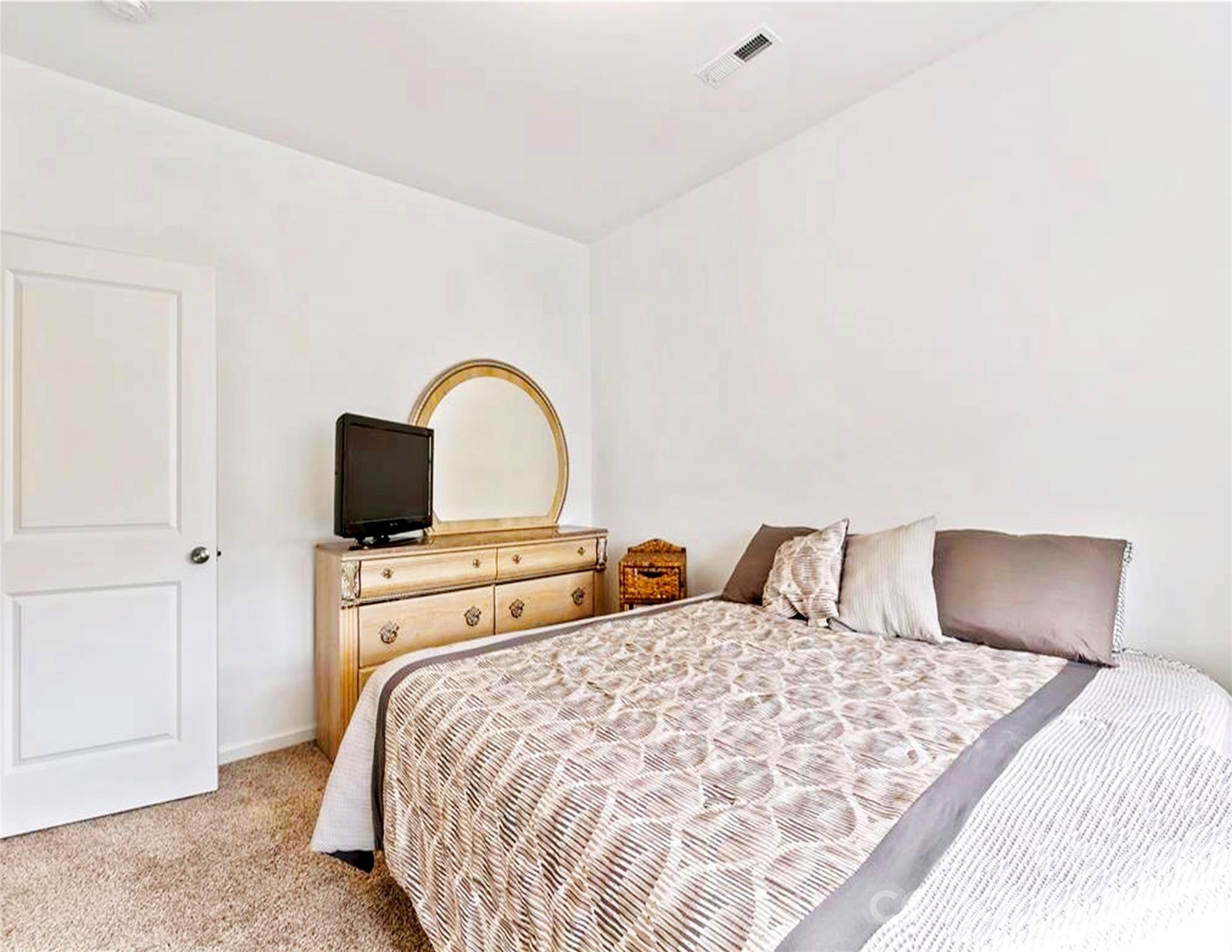 121 Asbury Place Lexington NC 27295