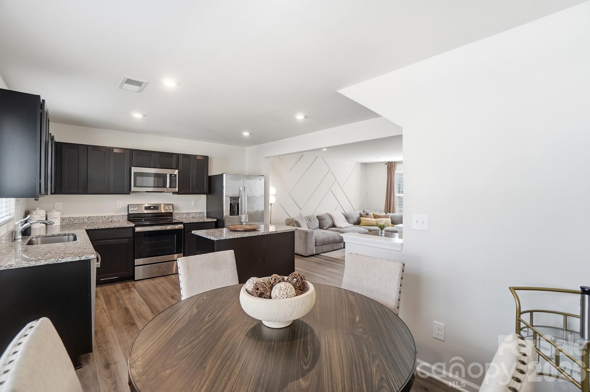 2040 Langer Street Charlotte NC 28214