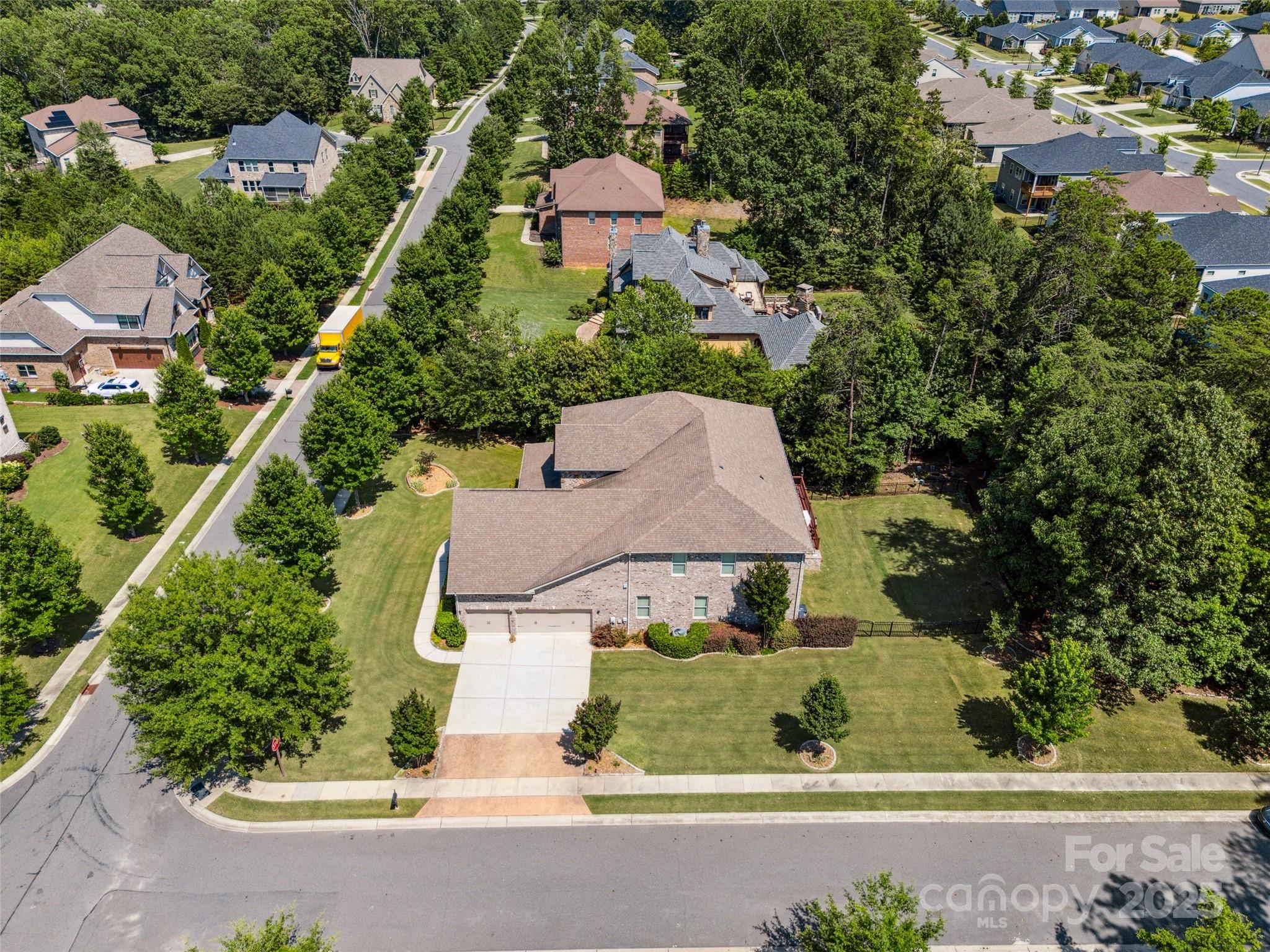 16547 Bastille Drive Charlotte NC 28278