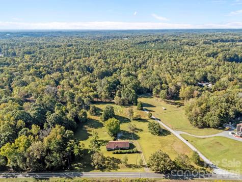 945 Alvin Hough Road Midland NC 28107
