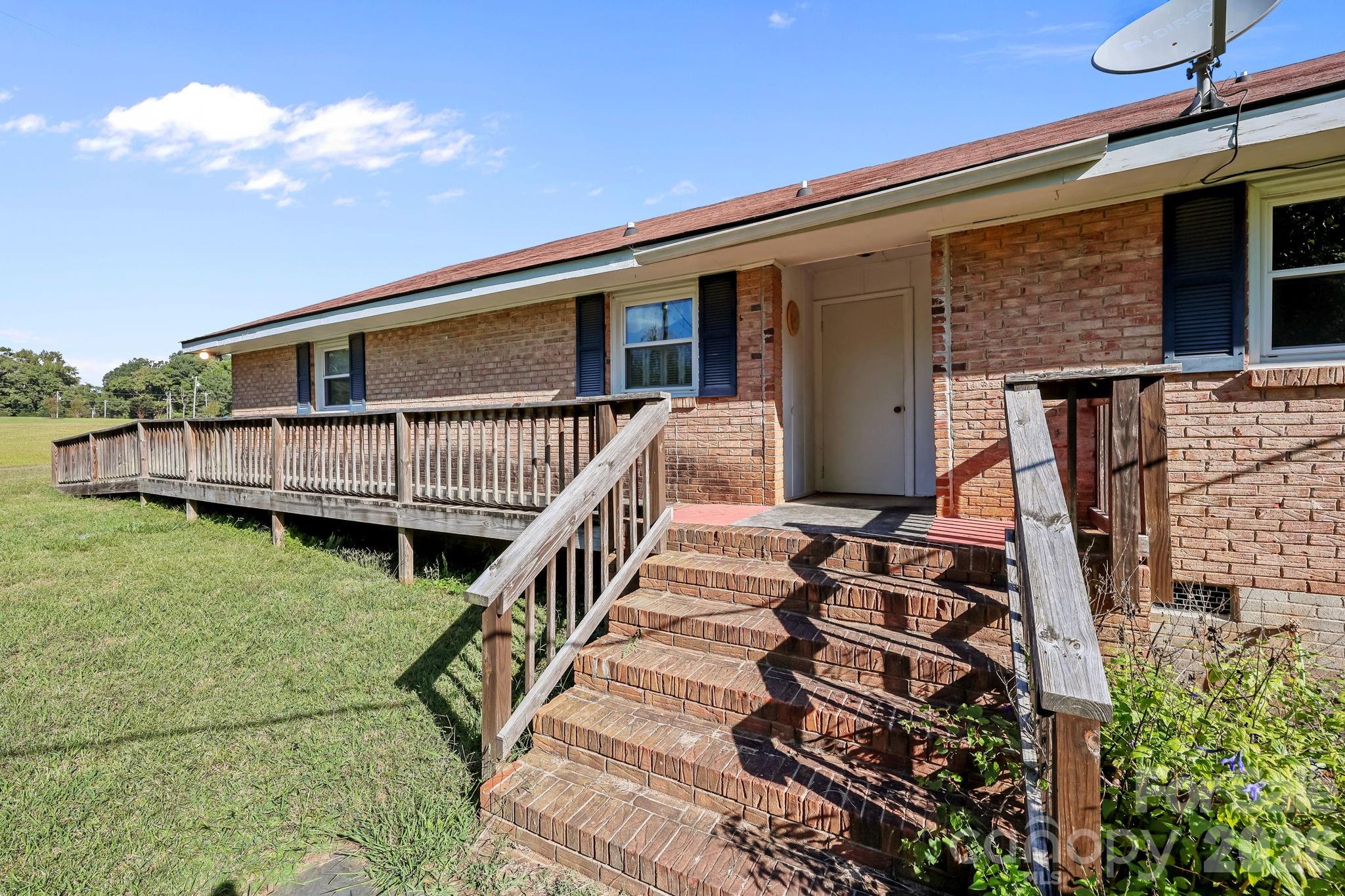 945 Alvin Hough Road Midland NC 28107