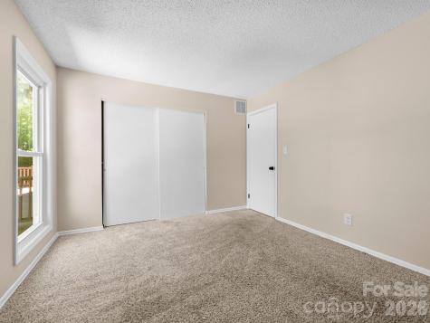 56 Knoll Ridge Drive Asheville NC 28804