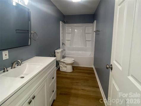 433 Clinton Avenue Lancaster SC 29720