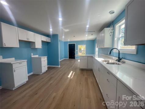 433 Clinton Avenue Lancaster SC 29720