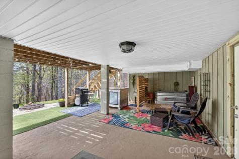 3860 Dixon Hill Place Lenoir NC 28645