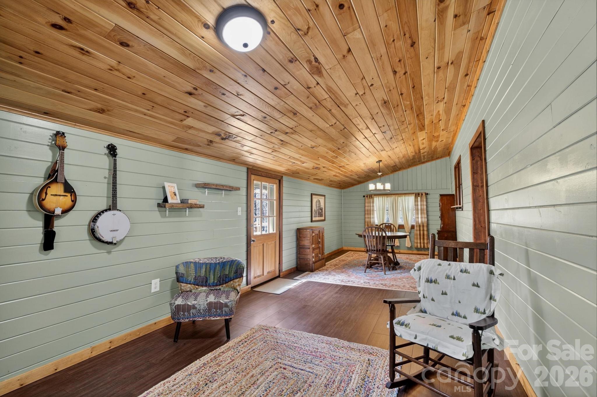 3860 Dixon Hill Place Lenoir NC 28645