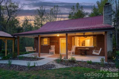 3860 Dixon Hill Place Lenoir NC 28645