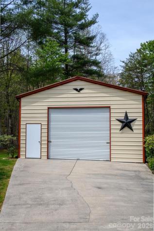 3860 Dixon Hill Place Lenoir NC 28645