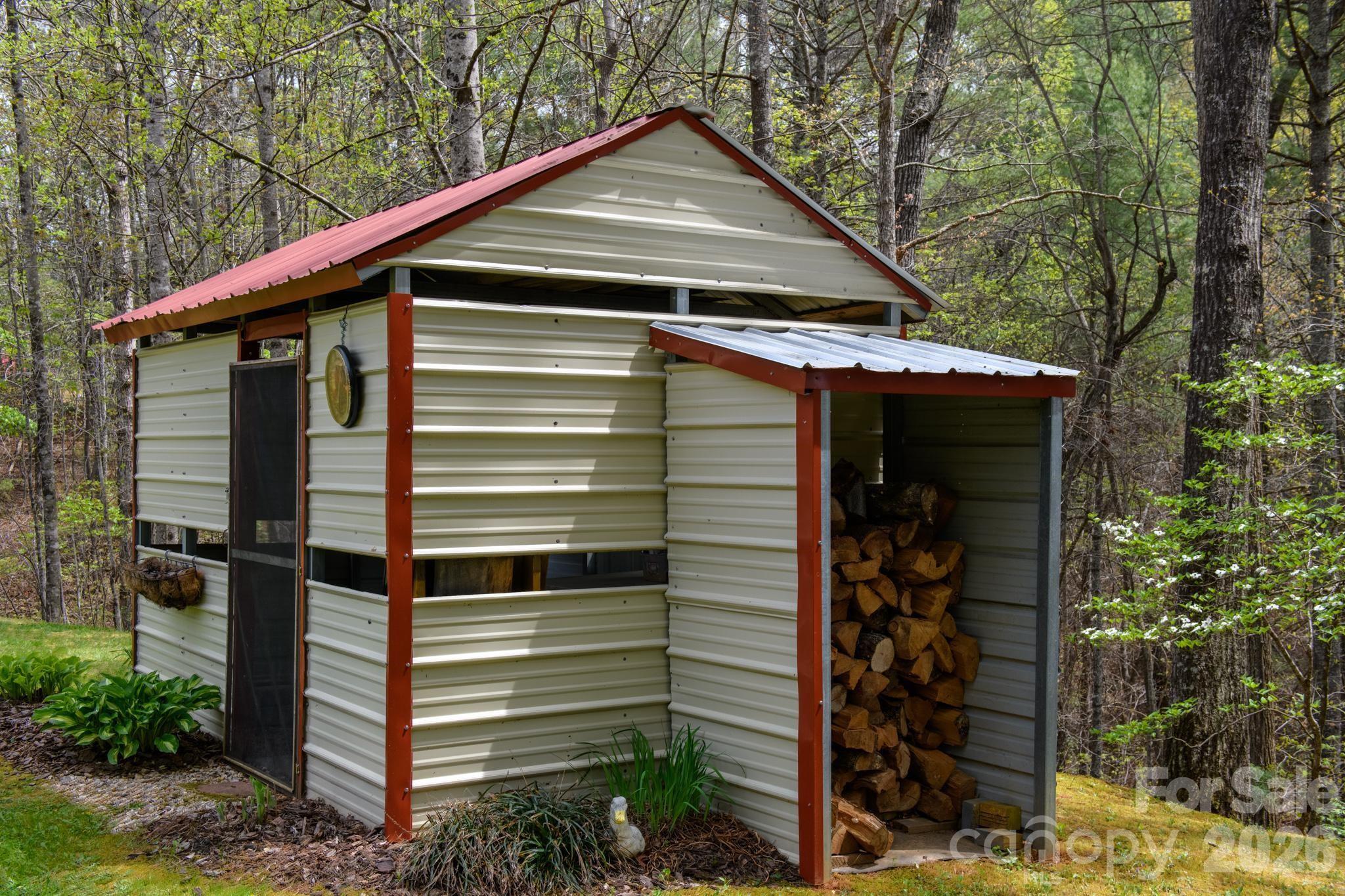 3860 Dixon Hill Place Lenoir NC 28645
