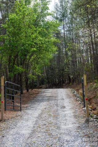 3860 Dixon Hill Place Lenoir NC 28645