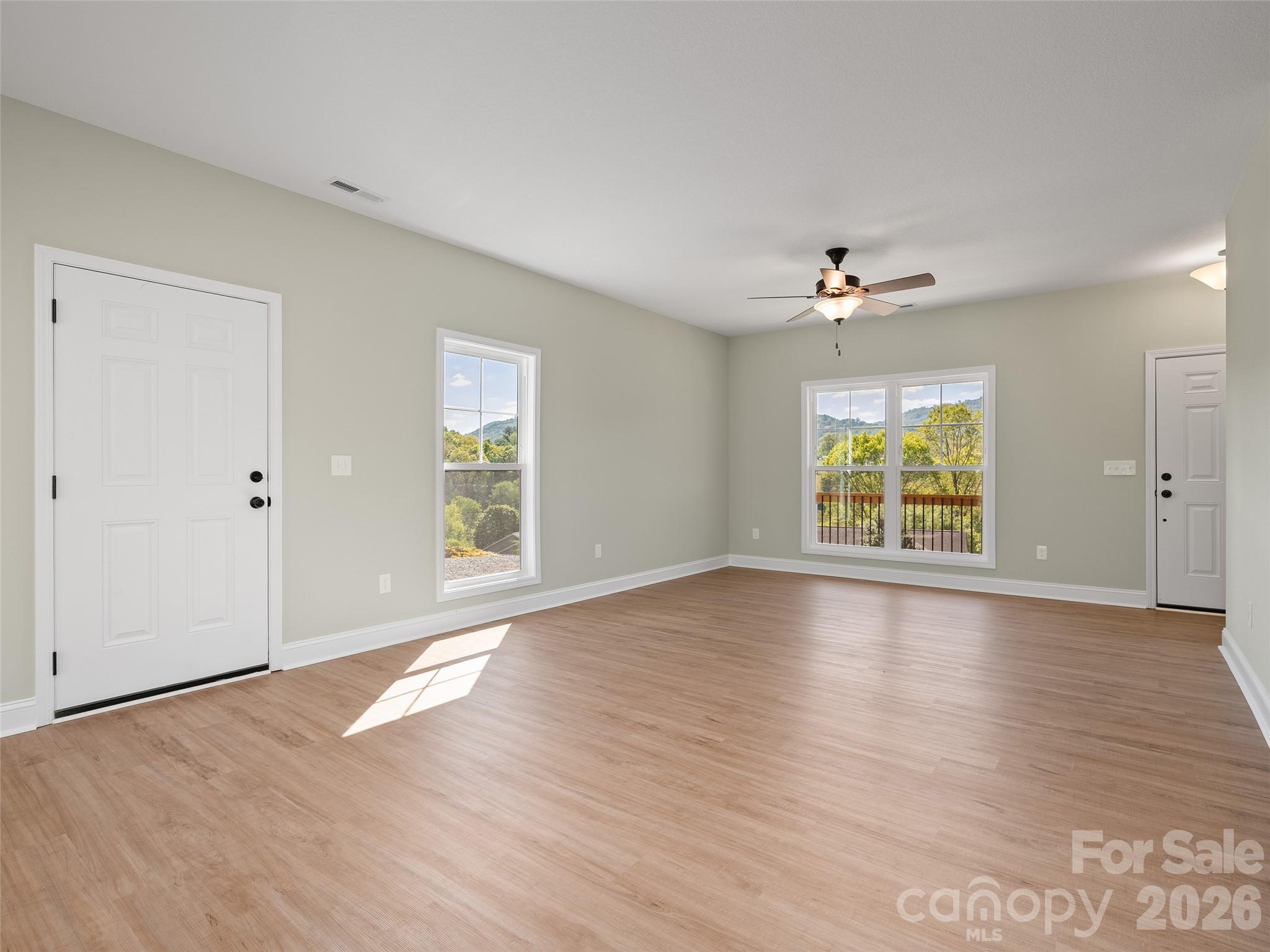 373 Barefoot Ridge Clyde NC 28721