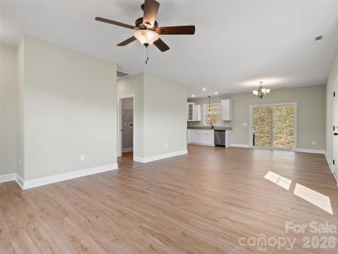 373 Barefoot Ridge Clyde NC 28721