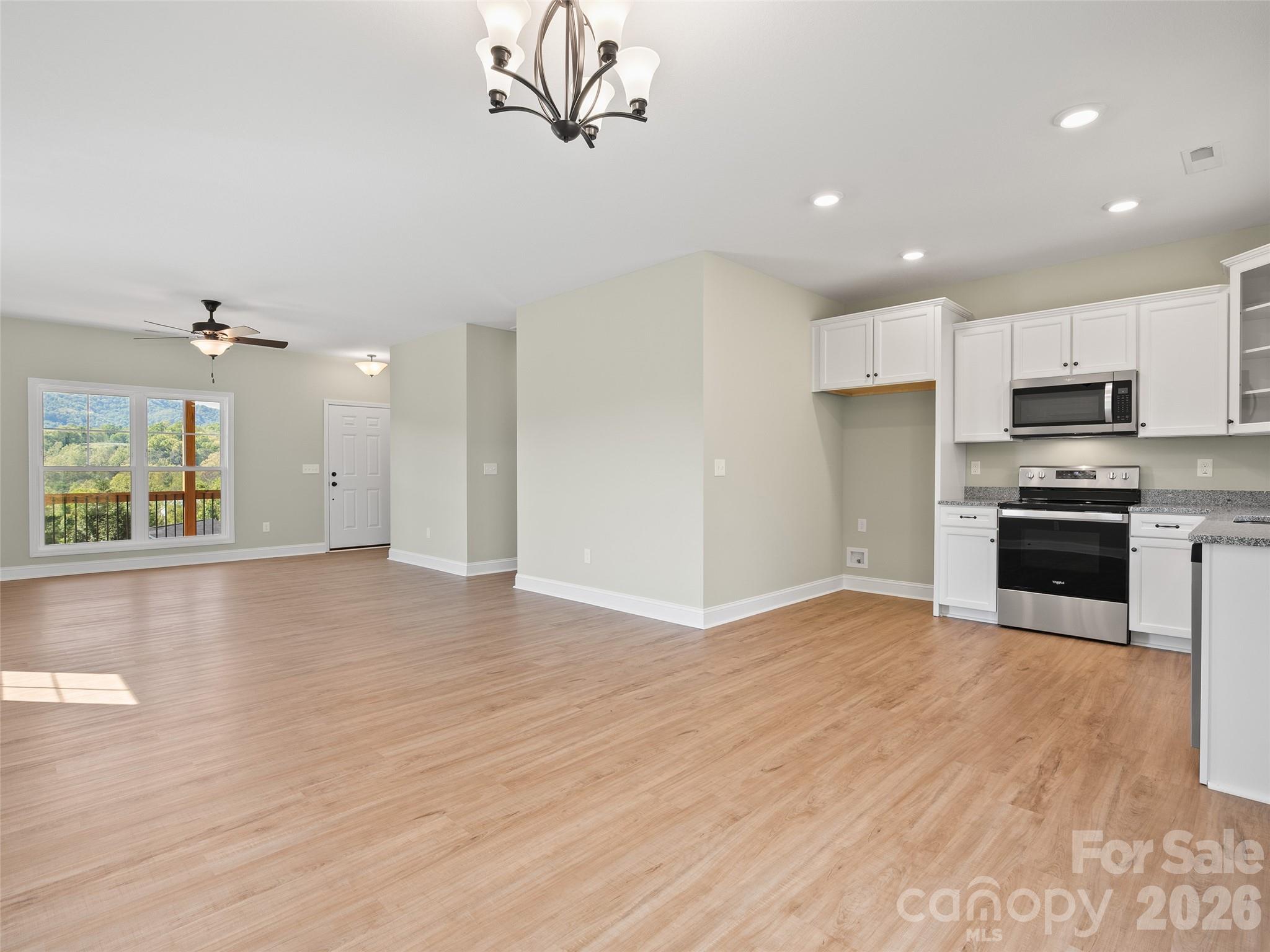 373 Barefoot Ridge Clyde NC 28721