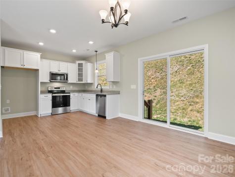 373 Barefoot Ridge Clyde NC 28721