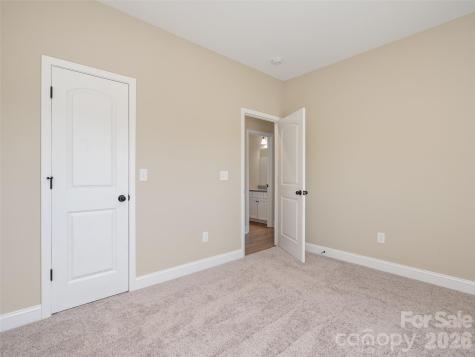 373 Barefoot Ridge Clyde NC 28721
