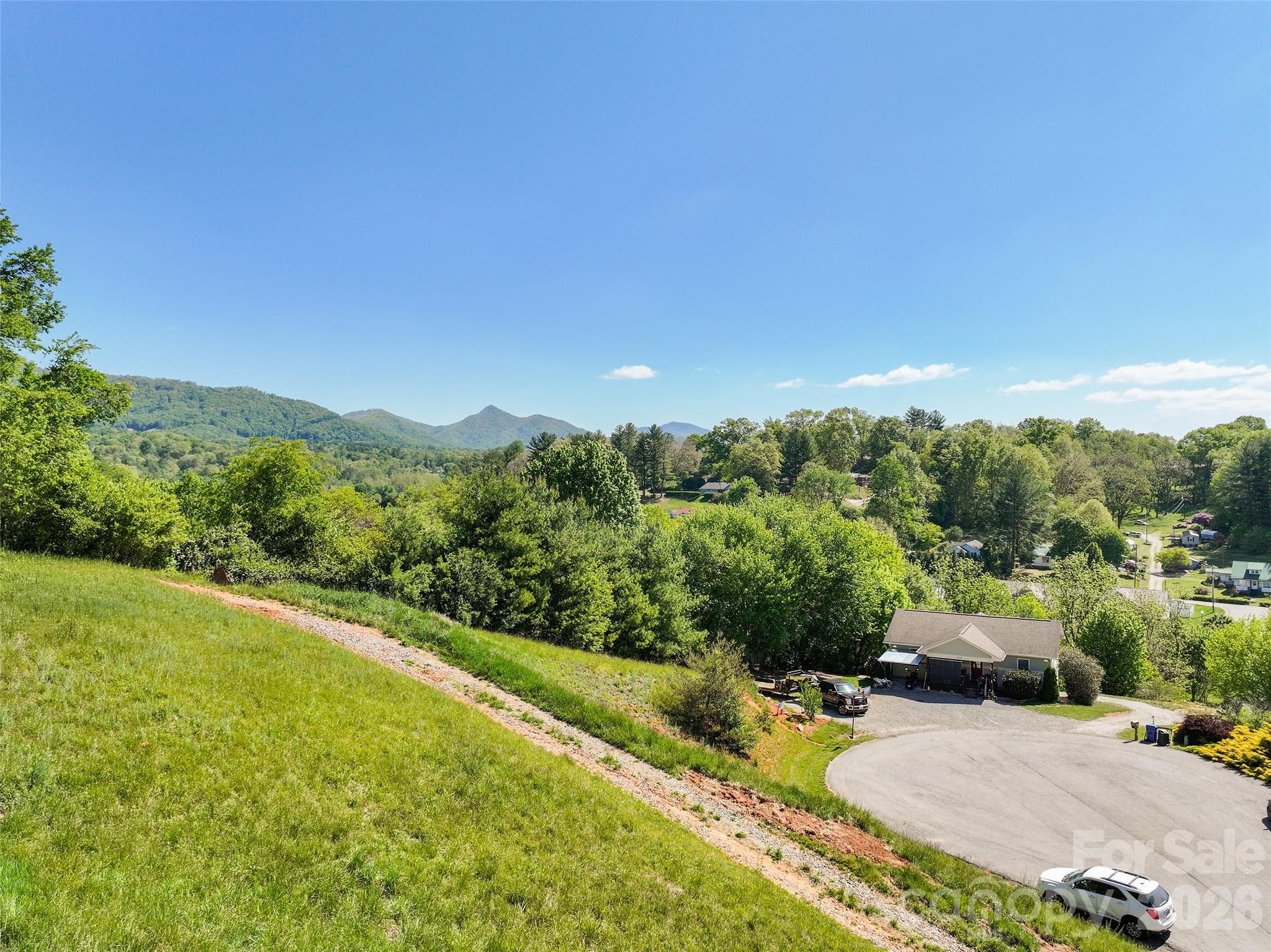 373 Barefoot Ridge Clyde NC 28721