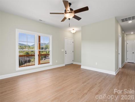 373 Barefoot Ridge Clyde NC 28721